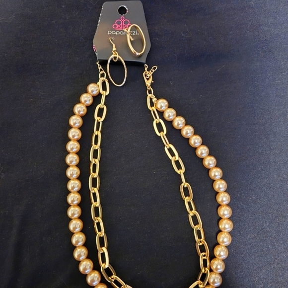 ALL 22 Paparazzi Jewelry for $100 - Picture 3 of 16